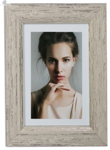 Plastic Frame Zara 15x20 cm.