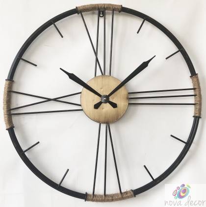 Wall clock Lea